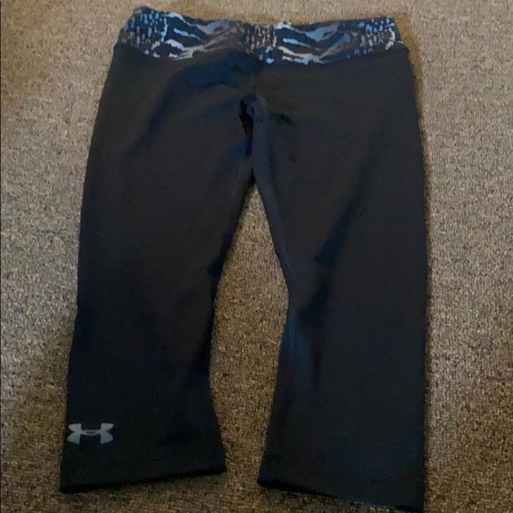 Cropped workout leggings